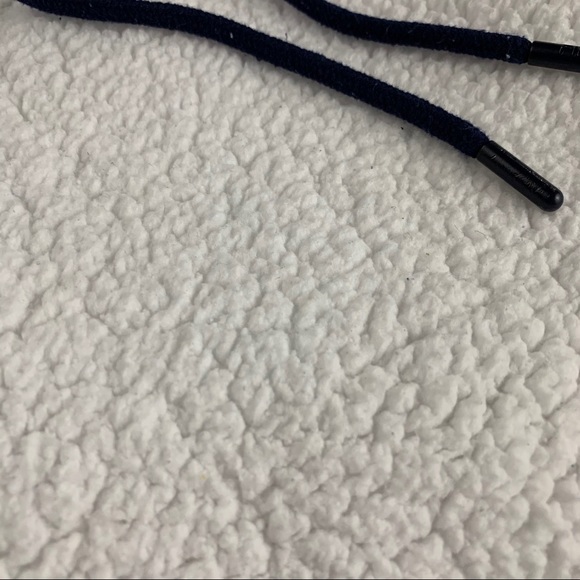 FILA women’s Sherpa crop hoodie - Picture 5 of 10